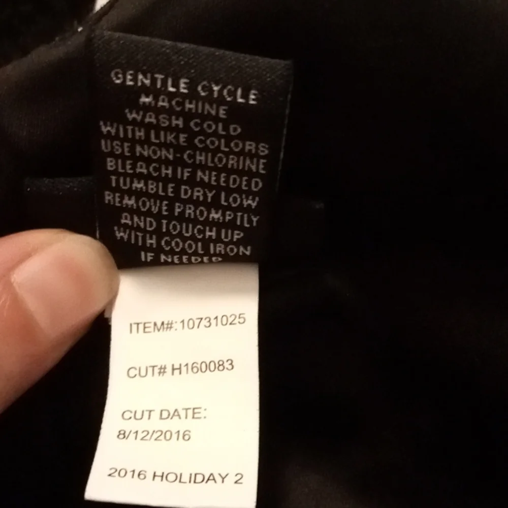 Torrid 0X Lace Print Sateen Peplum Top - Picture 11 of 11